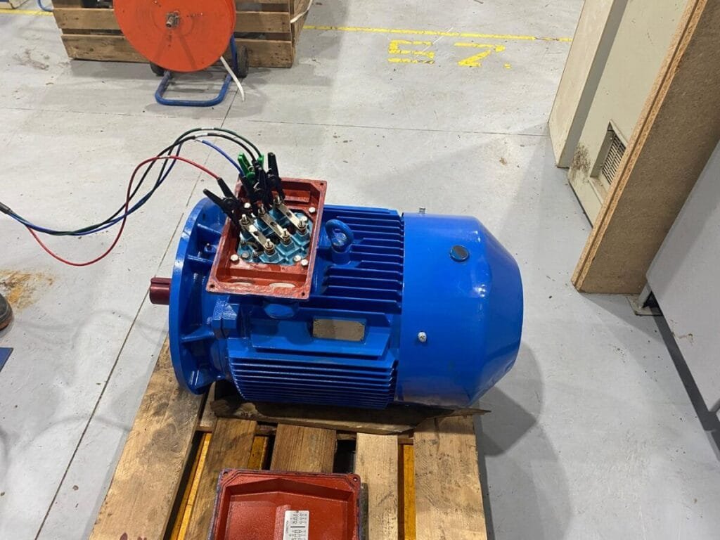 Análisis Eléctrico 002