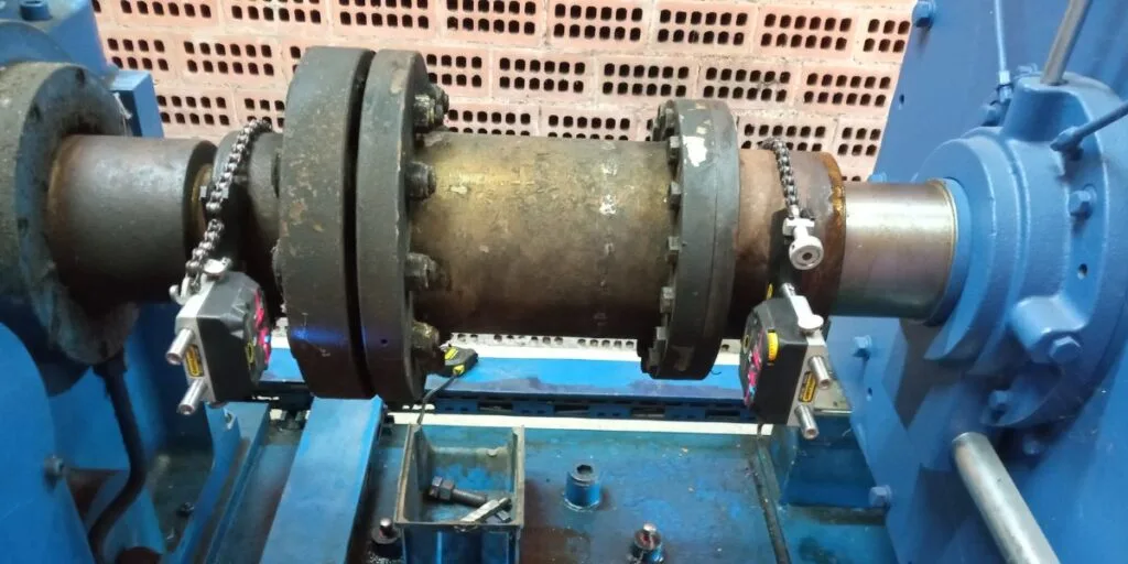 ¿Cuánto le cuesta la desalineación de una máquina?